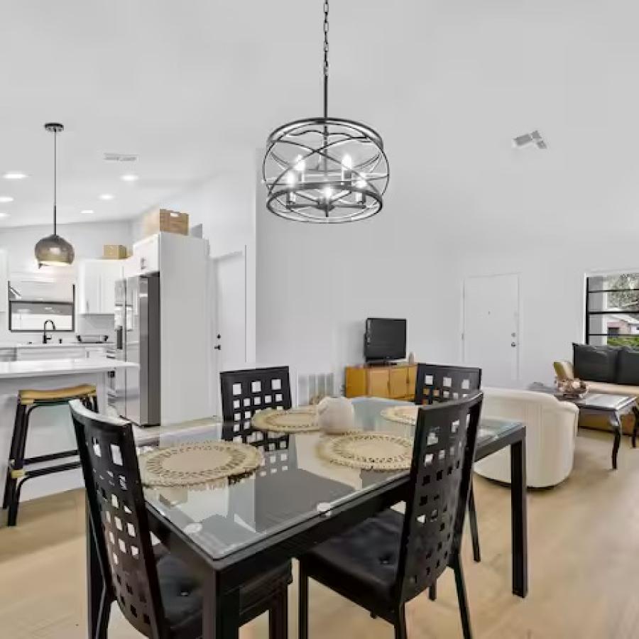 Spring Hill Pool Home Dining Room Living Room Kitchen